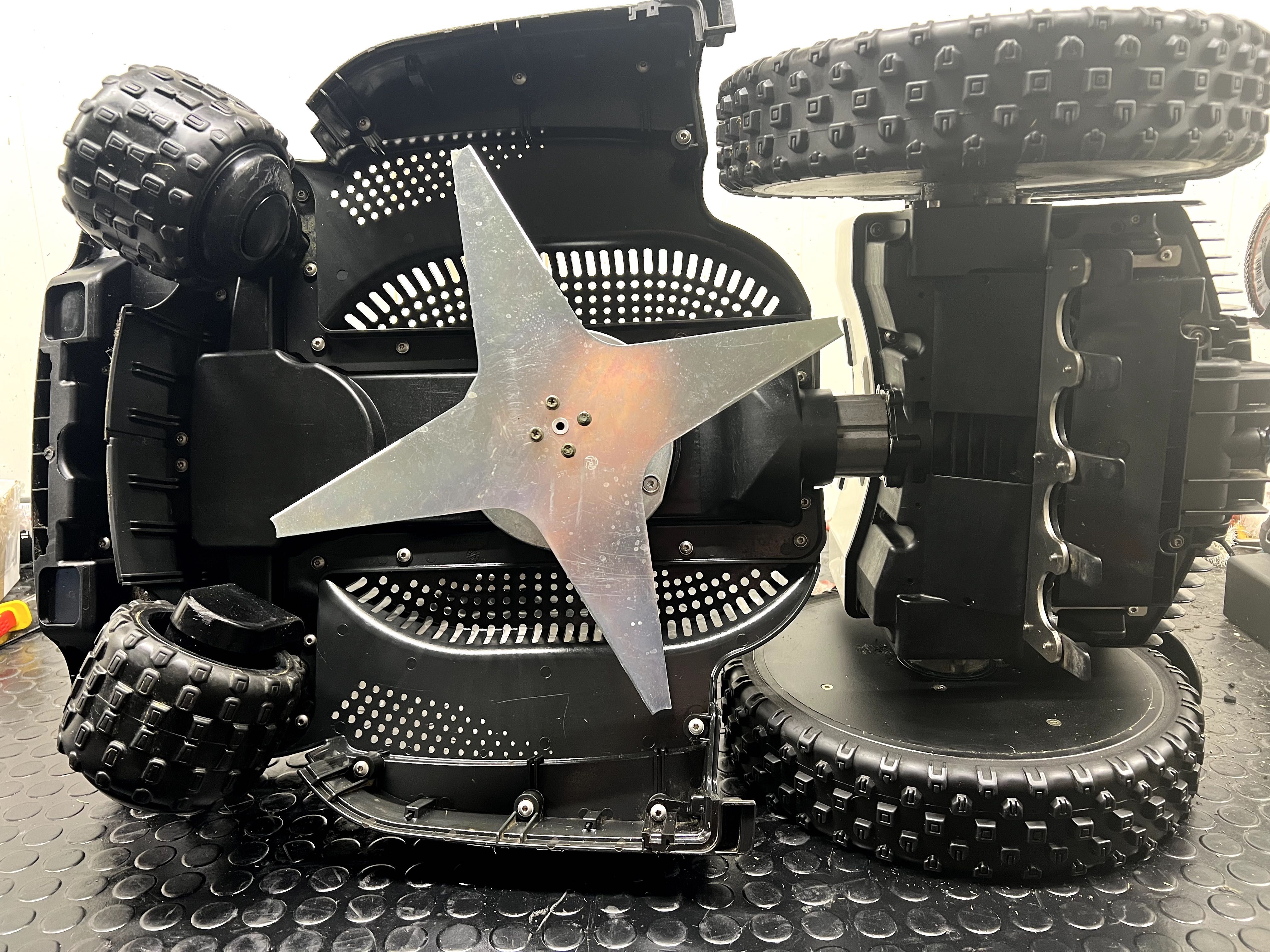 Robot Koszący Ambrogio 4.36 4WD RTK