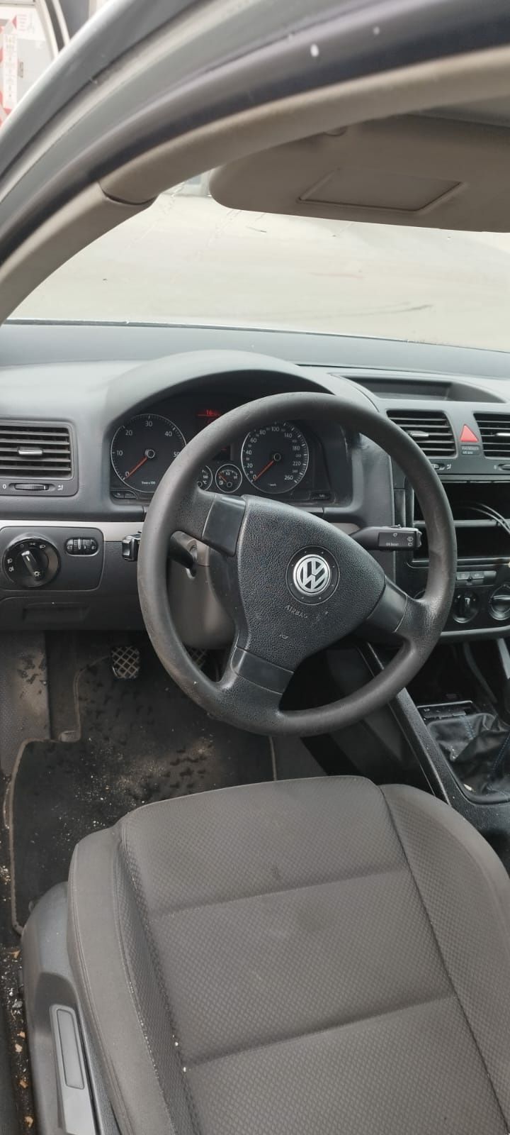 Vw Golf 5 2.0 tdi 140 km 2005 rok / sprawny/ oplaty na rok / zamiana/
