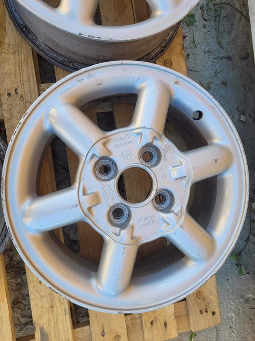 Felgi Aluminiowe Volvo 15 4x114.3 V40 S40