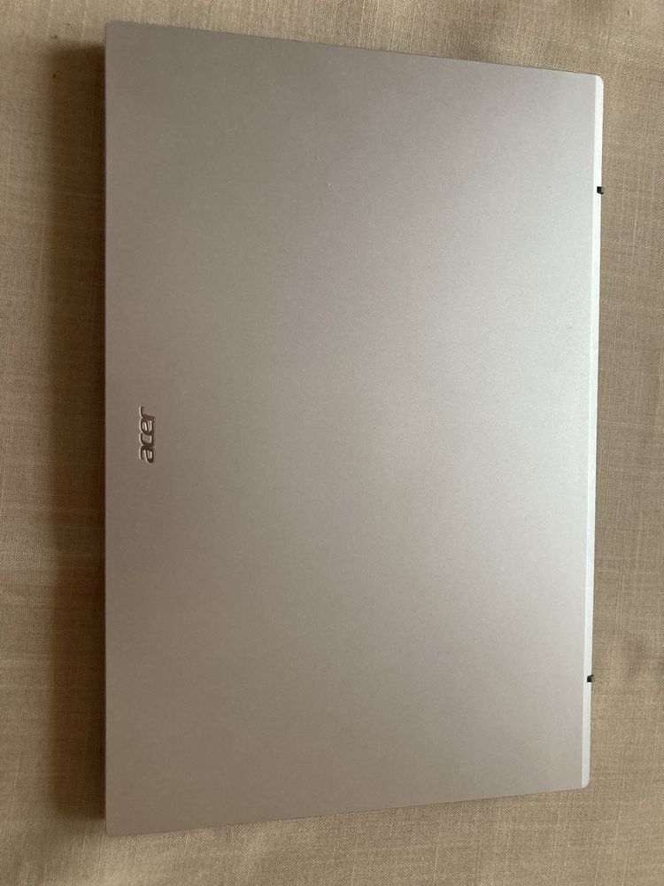 Laptop ACER Aspire 3 R7-5700U 16GB RAM 512GB SSD