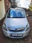 Opel Zafira B 2011 Powypadkowy