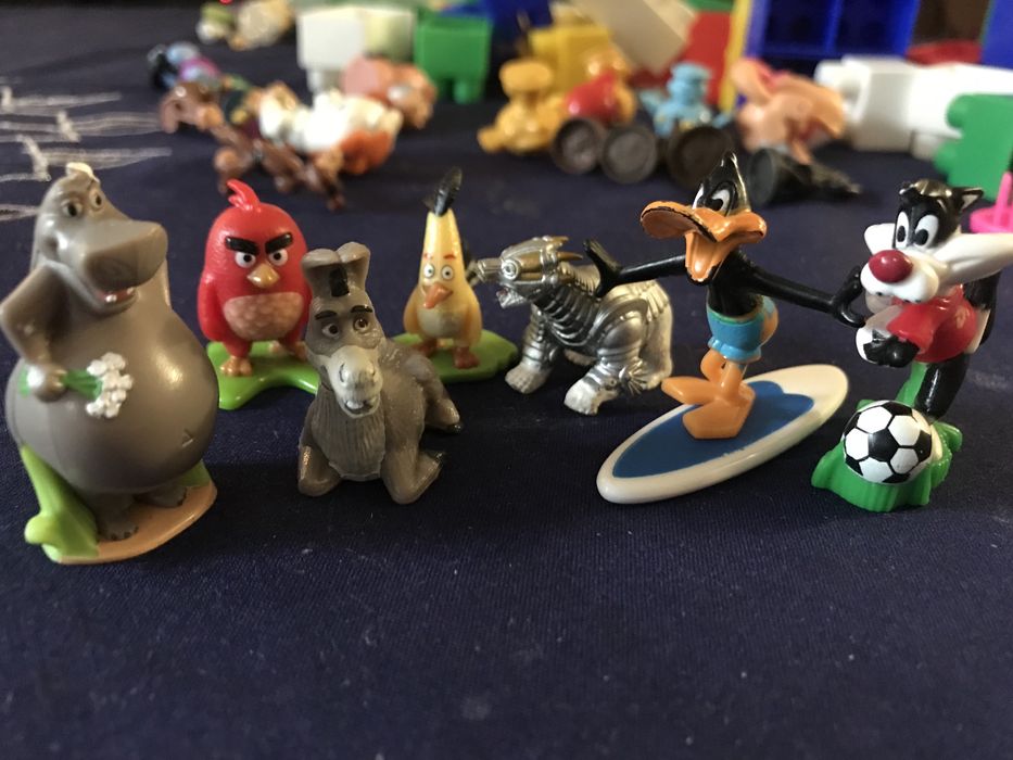 Игрушки из киндера