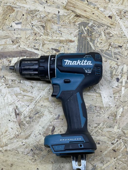 Wkrętarka makita dhp485