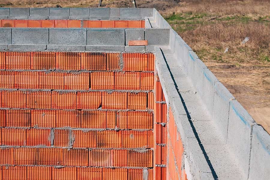 Kształtki wieńcowe - pustaki szalunkowe