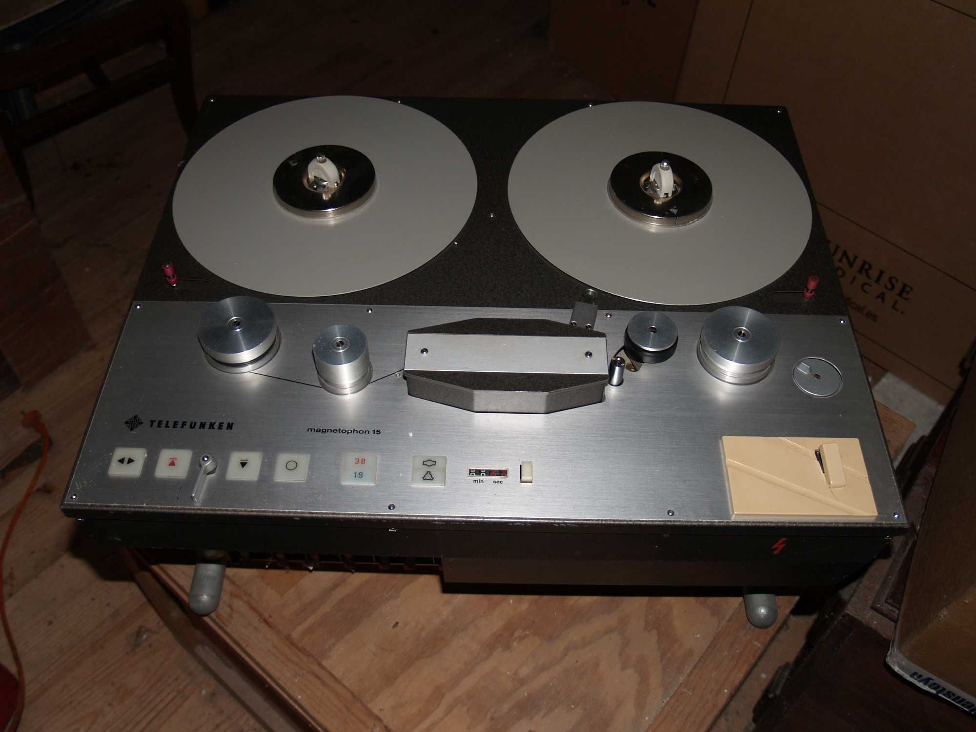 TELEFUNKEN 15A Gravador de fita Profissional