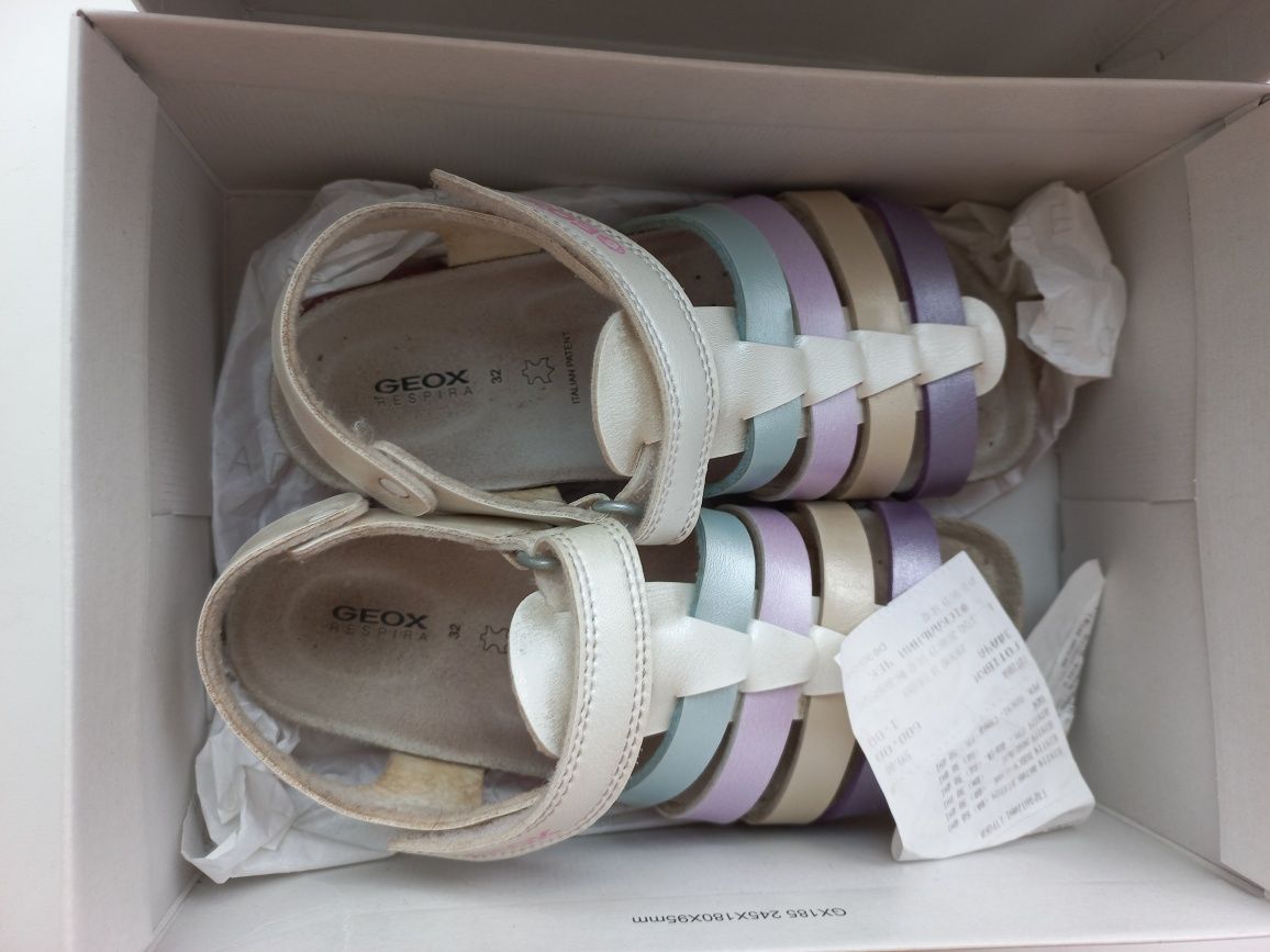 Босоніжки сандалі Geox дитячі 32 розмір 21,4 см