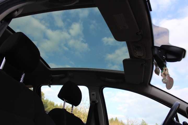 Peugeot 207 1,6 hdi Klima Tempomat Panorama Spalanie 5L Zadbany F vat