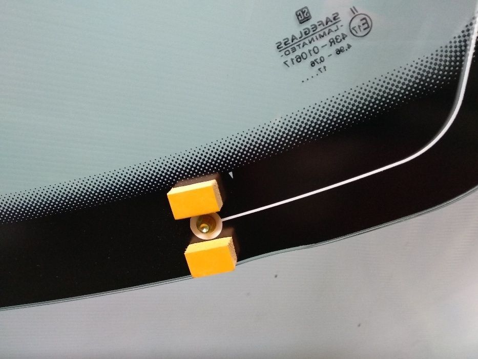 Фольксваген Т4 Лобовое Автостекло Новое с Антеной Volkswagen T4 ЛОБОВЕ