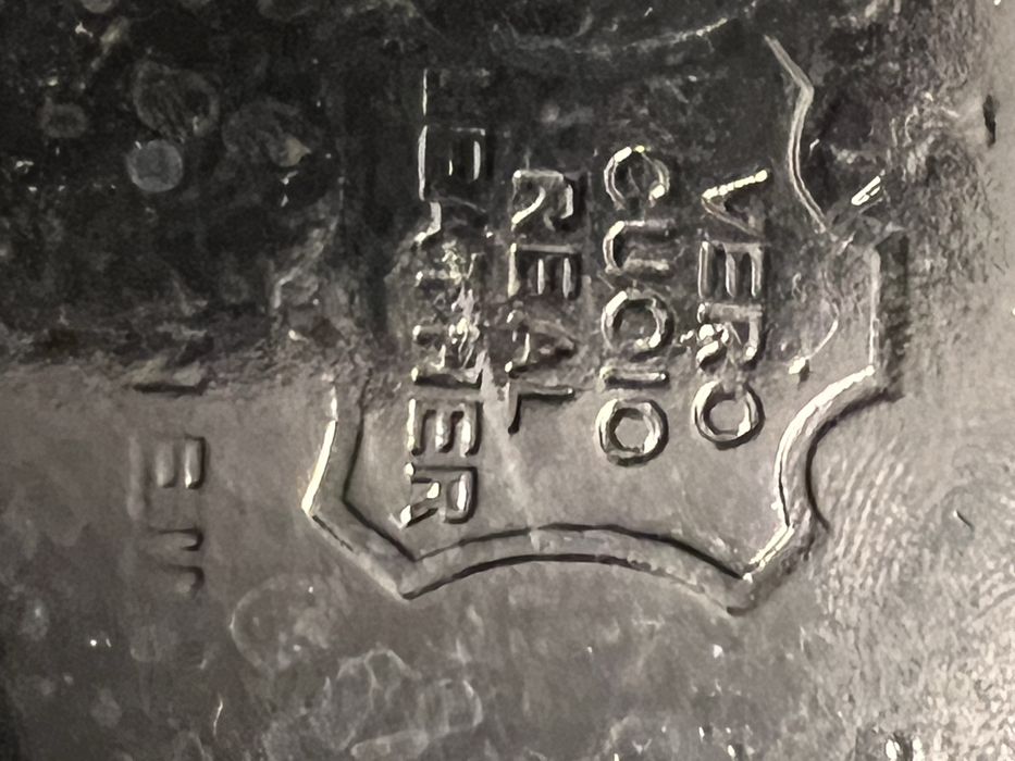 Sapato pele e tecido elegante - marca Romeu