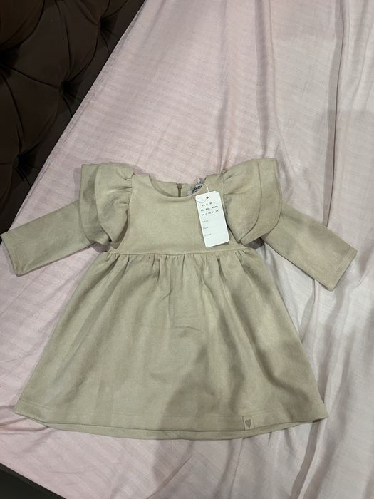 Сукня для дівчинки