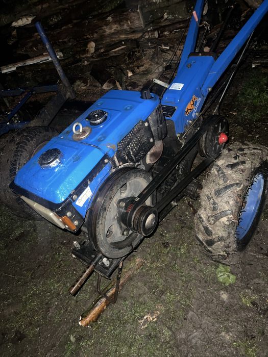 Мотоблок Зубр 10 к.с