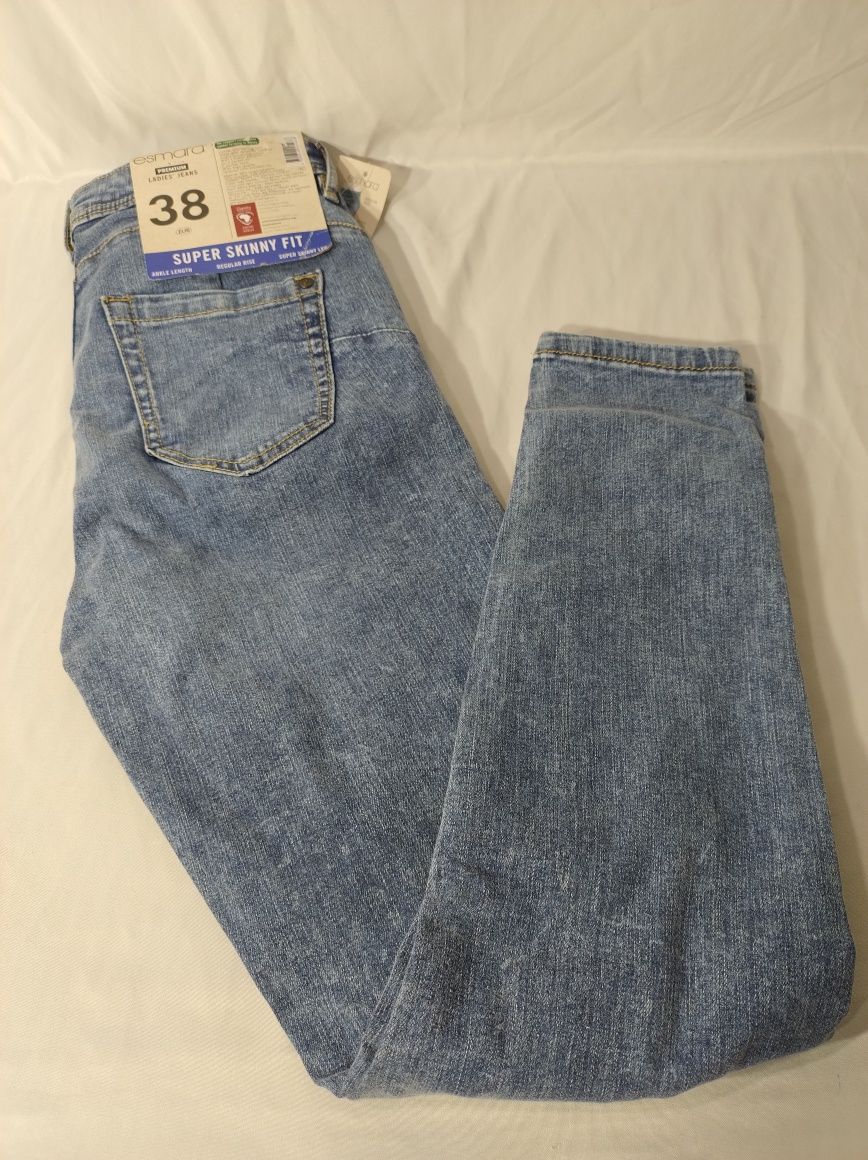 Spodnie damskie r 38 super skinny fit