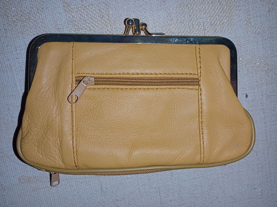 Дамский кошелек новый ,кожа