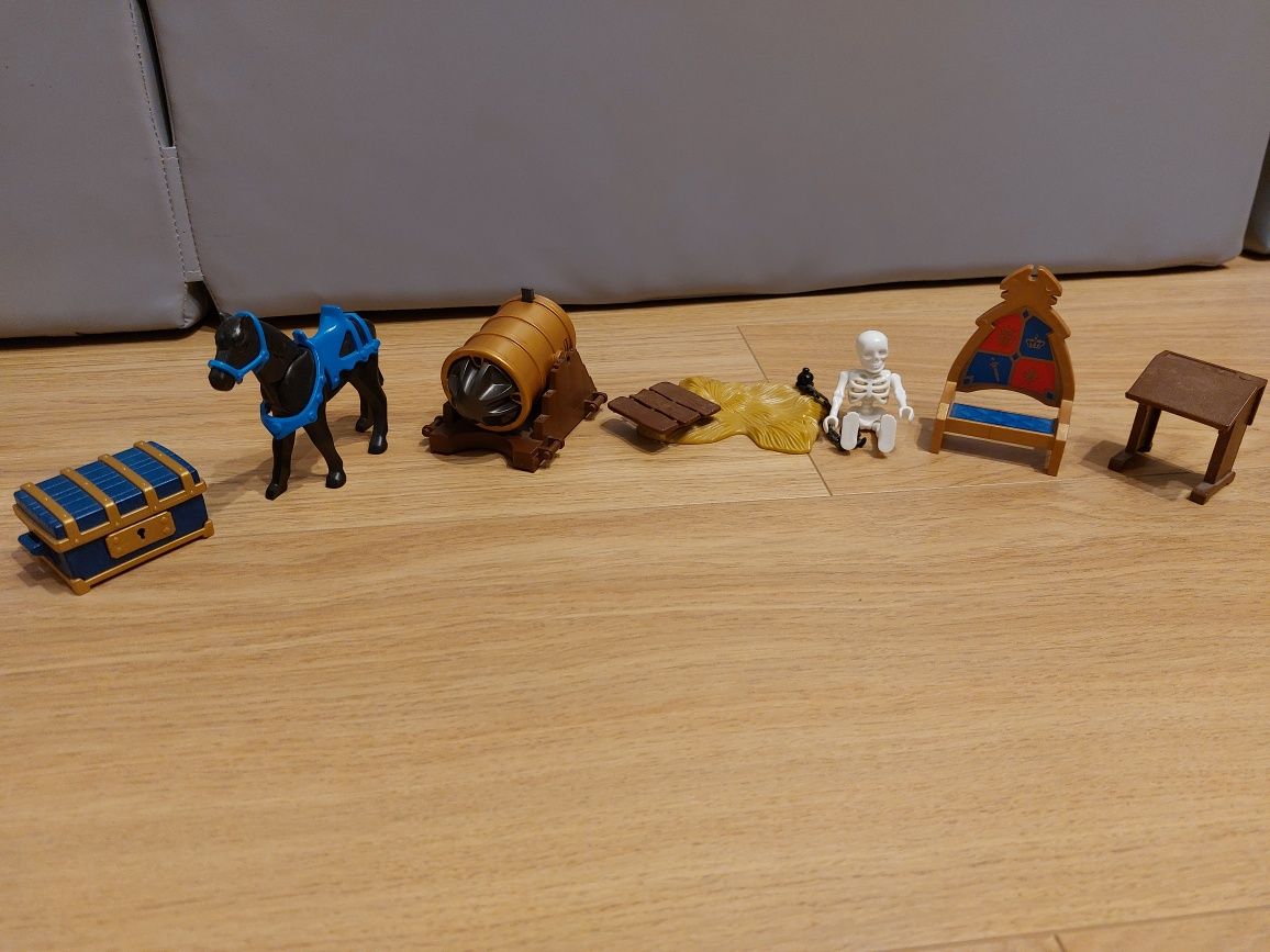 Playmobil Knights zamek rycerski Króla Herbu Lwa