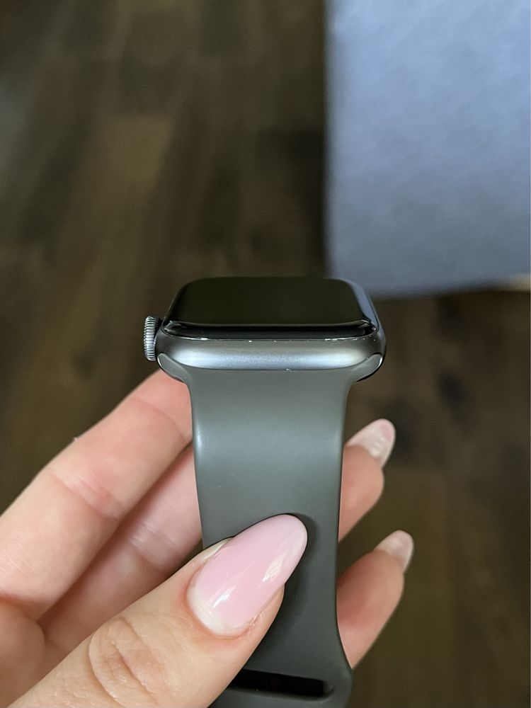  Apple watch 4 series 44mm 100%