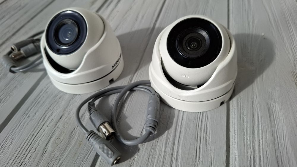 видеокамера Hikvision  DS-2CE56D7T-ITM (2.8 мм)
2.0 Мп Turbo HD в