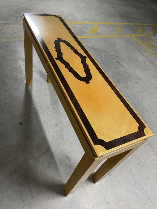 Consola de entrada em pau preto e pau ctim