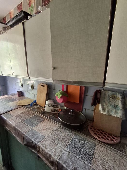 Продаж великої кімнати в гуртожитку.  РЕМЗАВОД.