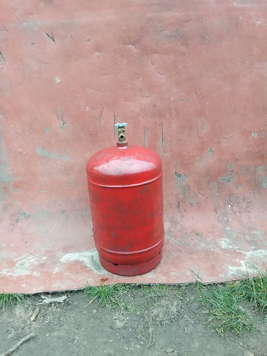 Продам газ балон