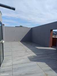 Apartamento T3 Triplex com Terraço Cobertura (Rooftop) NOVO