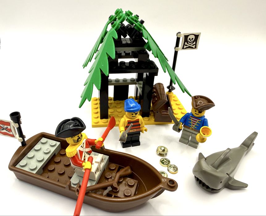 Lego Pirates 6258 Smuggler’s Shanty