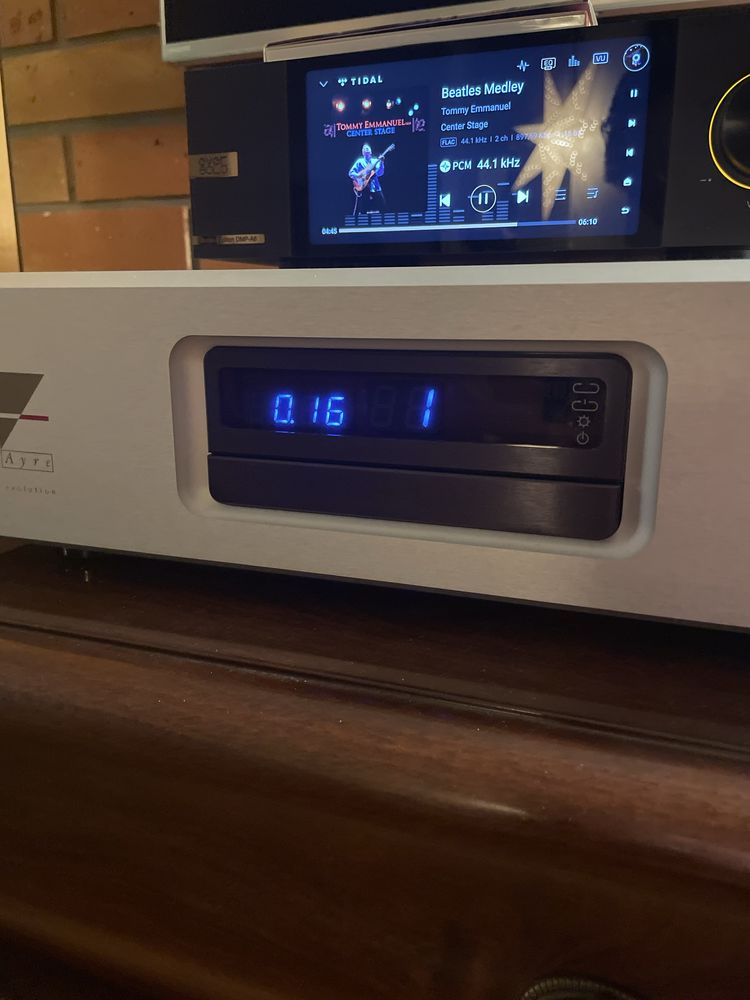AYRE CX-7e  bardzo dobry transport cd,  dwa trafa, świetny wygląd. DAC
