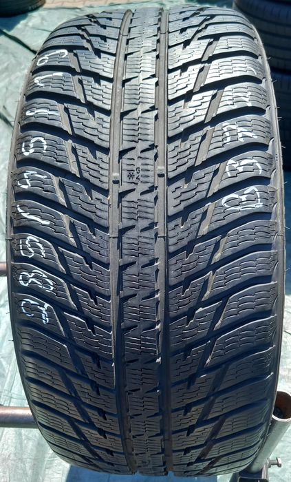 285/45/19 Nokian WR SUV3 111V