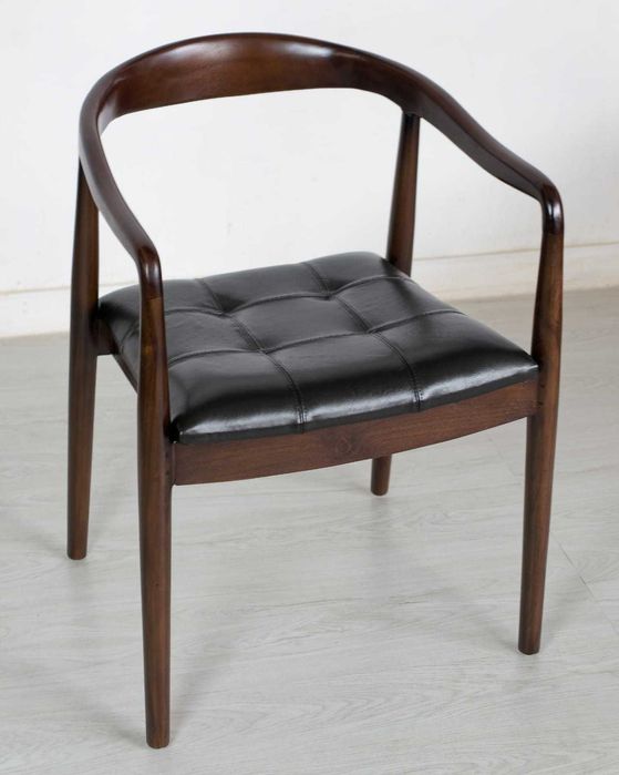 Kolonialny Fotel Tekowy Ze Skórzanym Siedziskiem