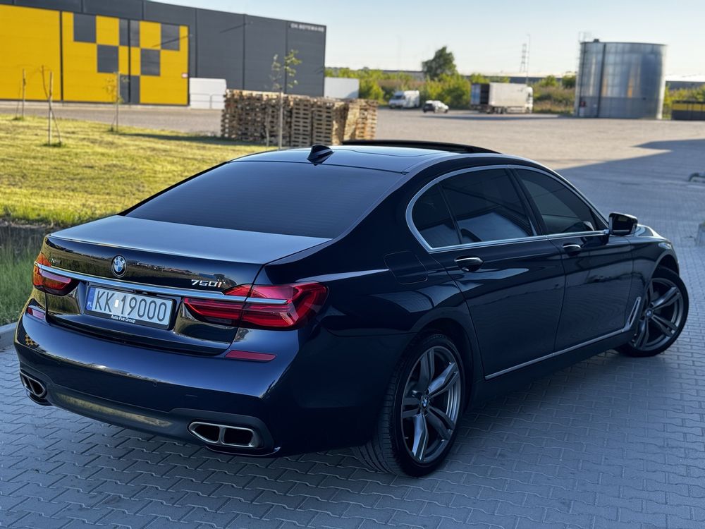 BMW 750Li xDrive. 4х4 M-Pakiet.