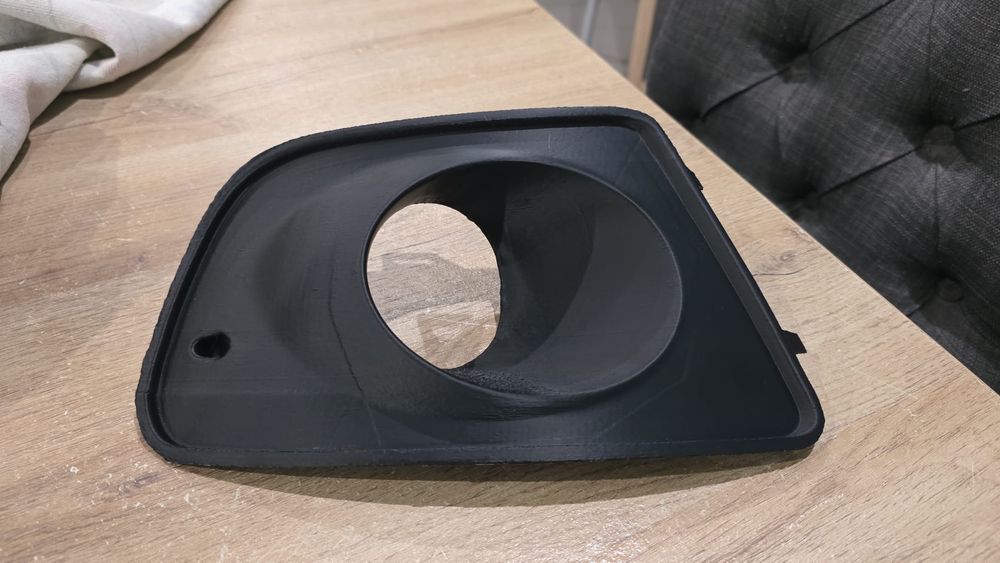 Grelha farol nevoeiro ibiza 6l