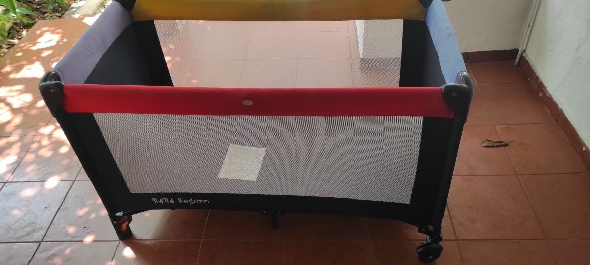 Cama de viagem de Bebé