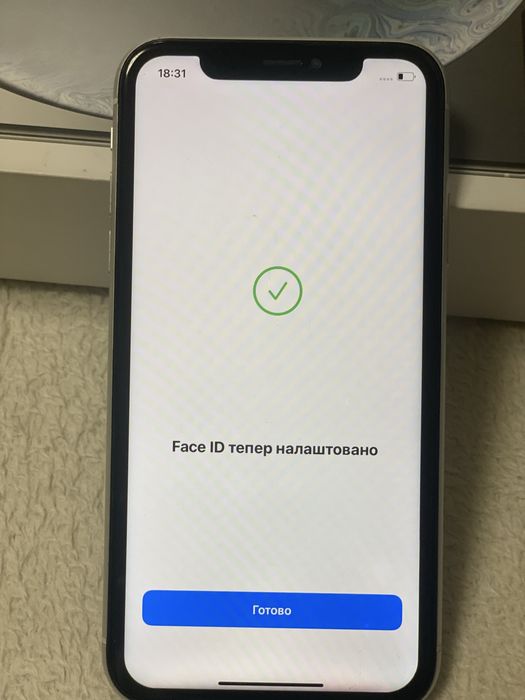 Продам айфон хр 64 гб