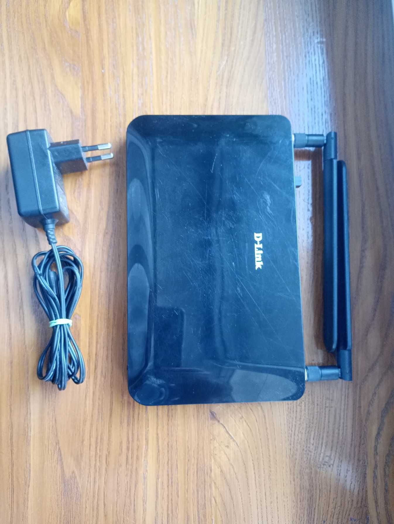 Modem,Ruter D-Link model DWR-921 4G.gniazdo SIM.