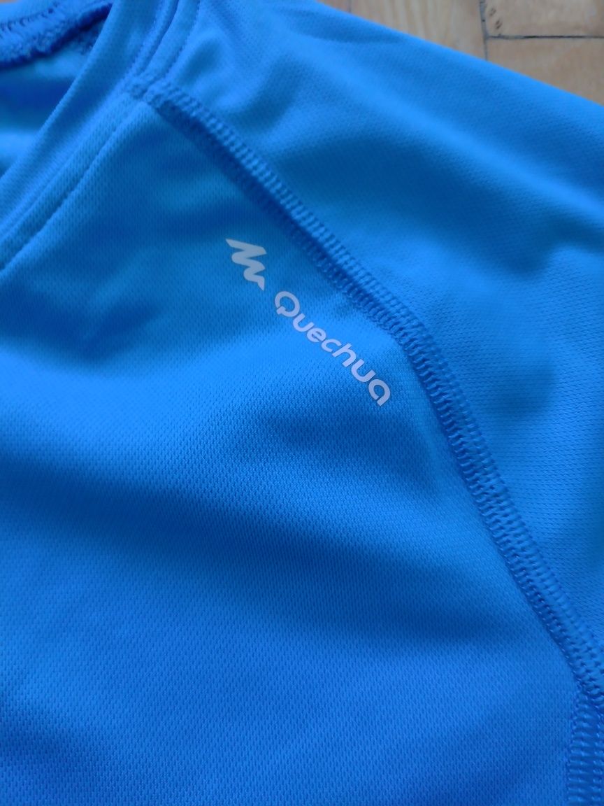 Koszulka sportowa Quechua rozmiar 128 błękitna