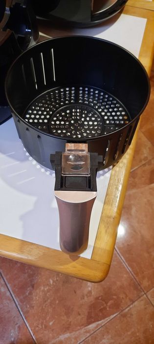 Fritadeira Ar Quente (Airfryer) Koenic 2,8 litros 1300 Watts