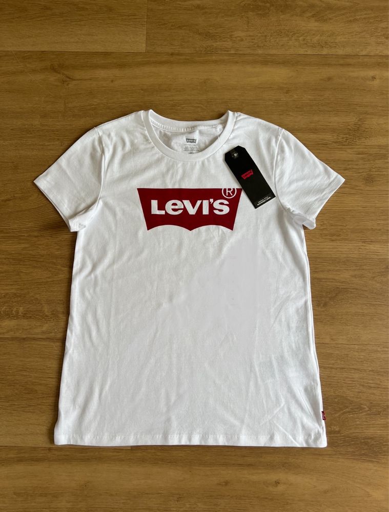 Футболочка Levis XS