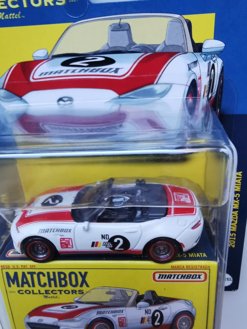 Matchbox Collectors 2015 Mazda MX-5 Miata