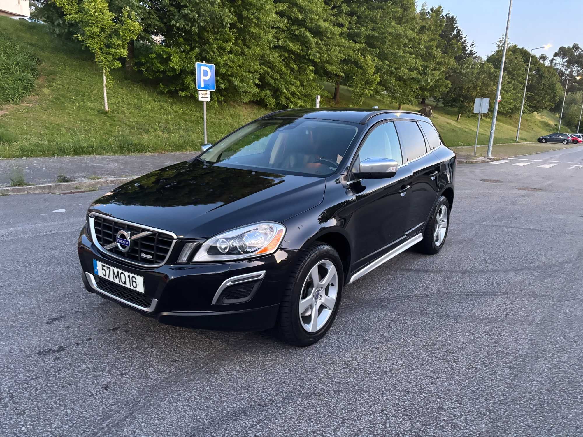 Volvo XC 60 R Design