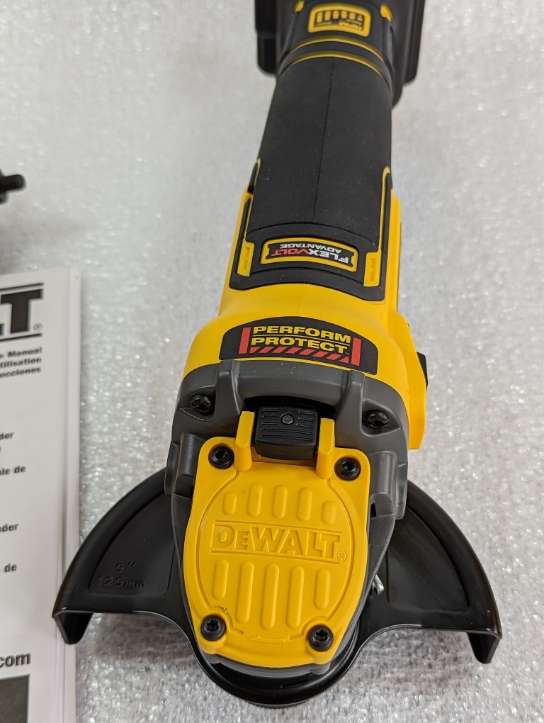 DeWALT DCG409VSB 20V Болгарка КШМ з реголювання оборотів