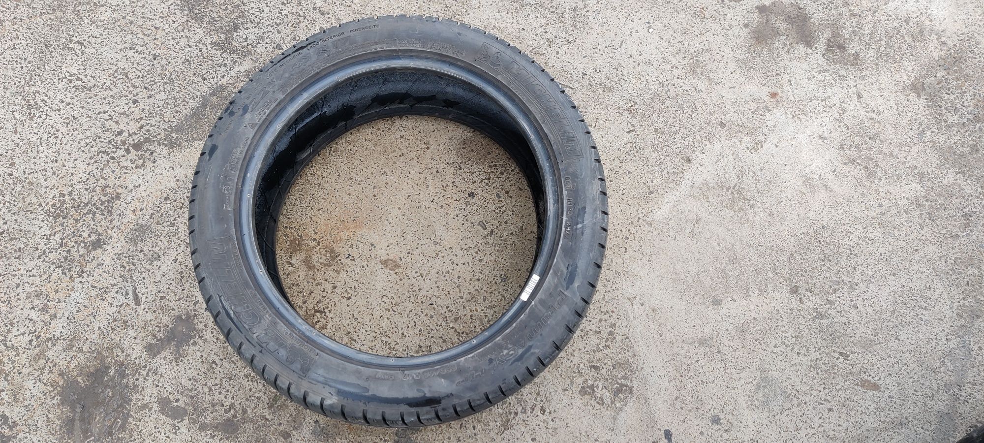 Продам комплект літніх шин 225/45 R17 Michelin