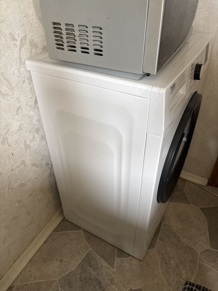 Сушильна машина Beko df7412pa