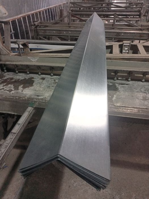 Конек кровельный 200×200мм  200 грн.шт