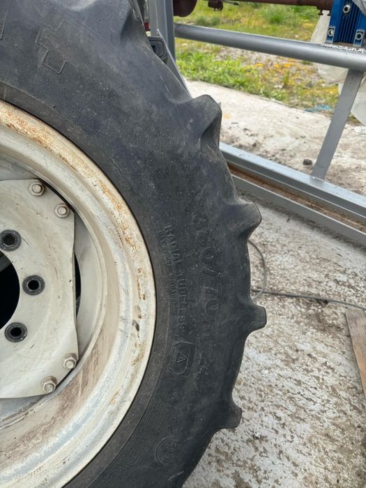 Koła Valtra Fendt MF John Deree 380/70R24 i 420/85R34