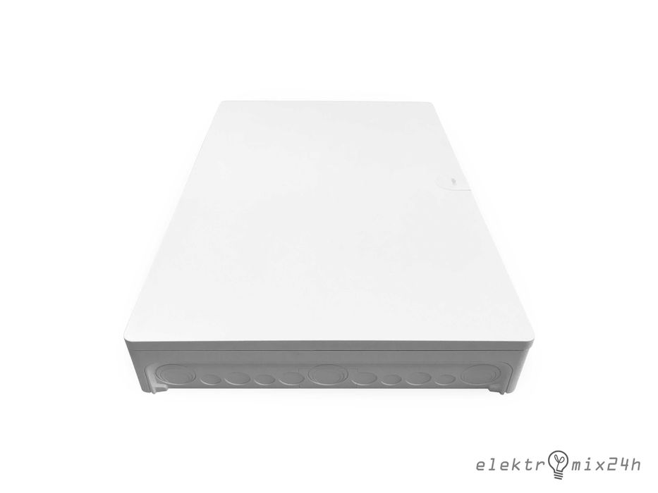 Rozdzielnica natynkowa z przełącznikiem sieć - agregat, 3x18 modułów