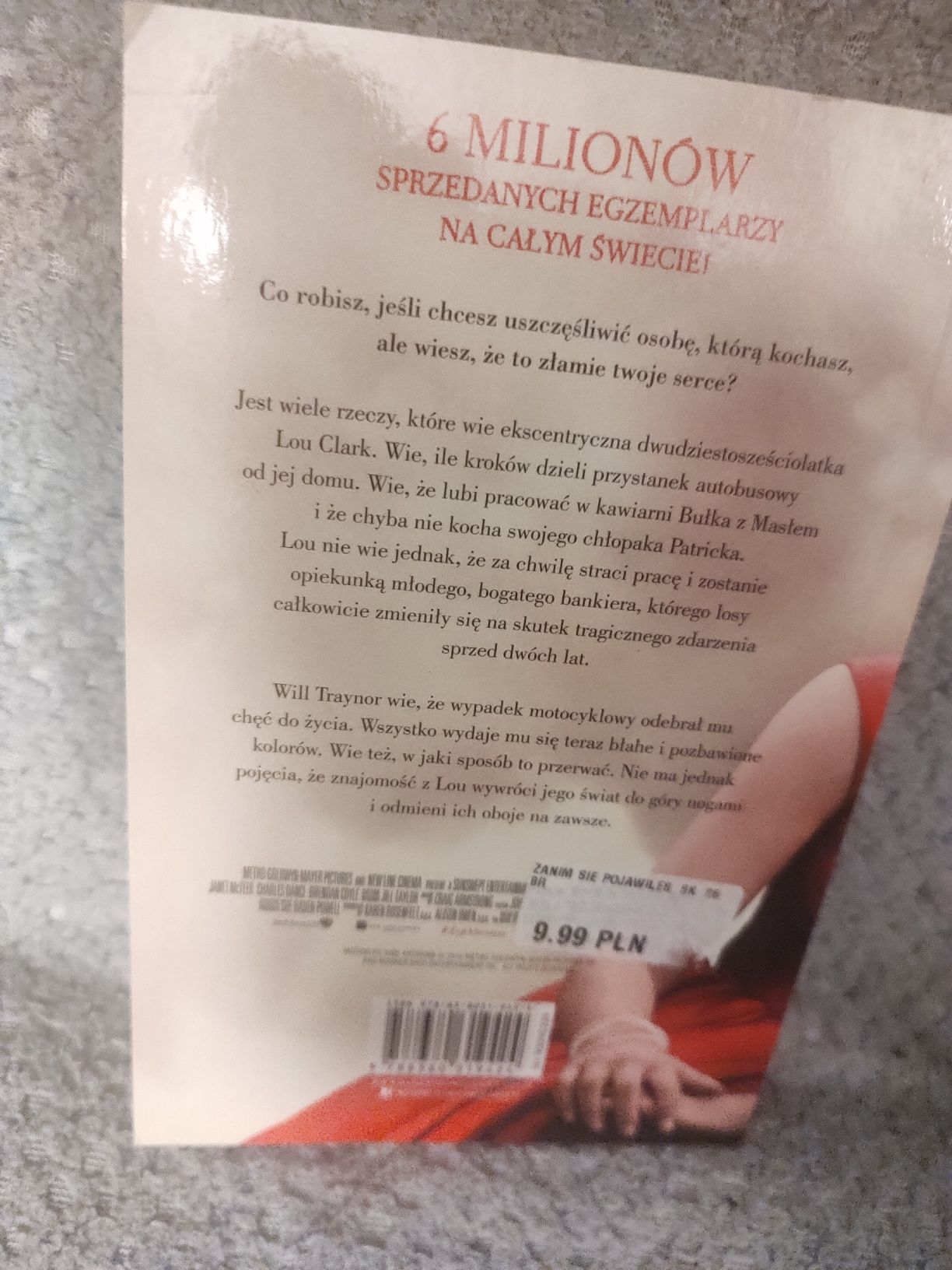 Książka Jojo Moyes "Zanim się pojawiłeś"