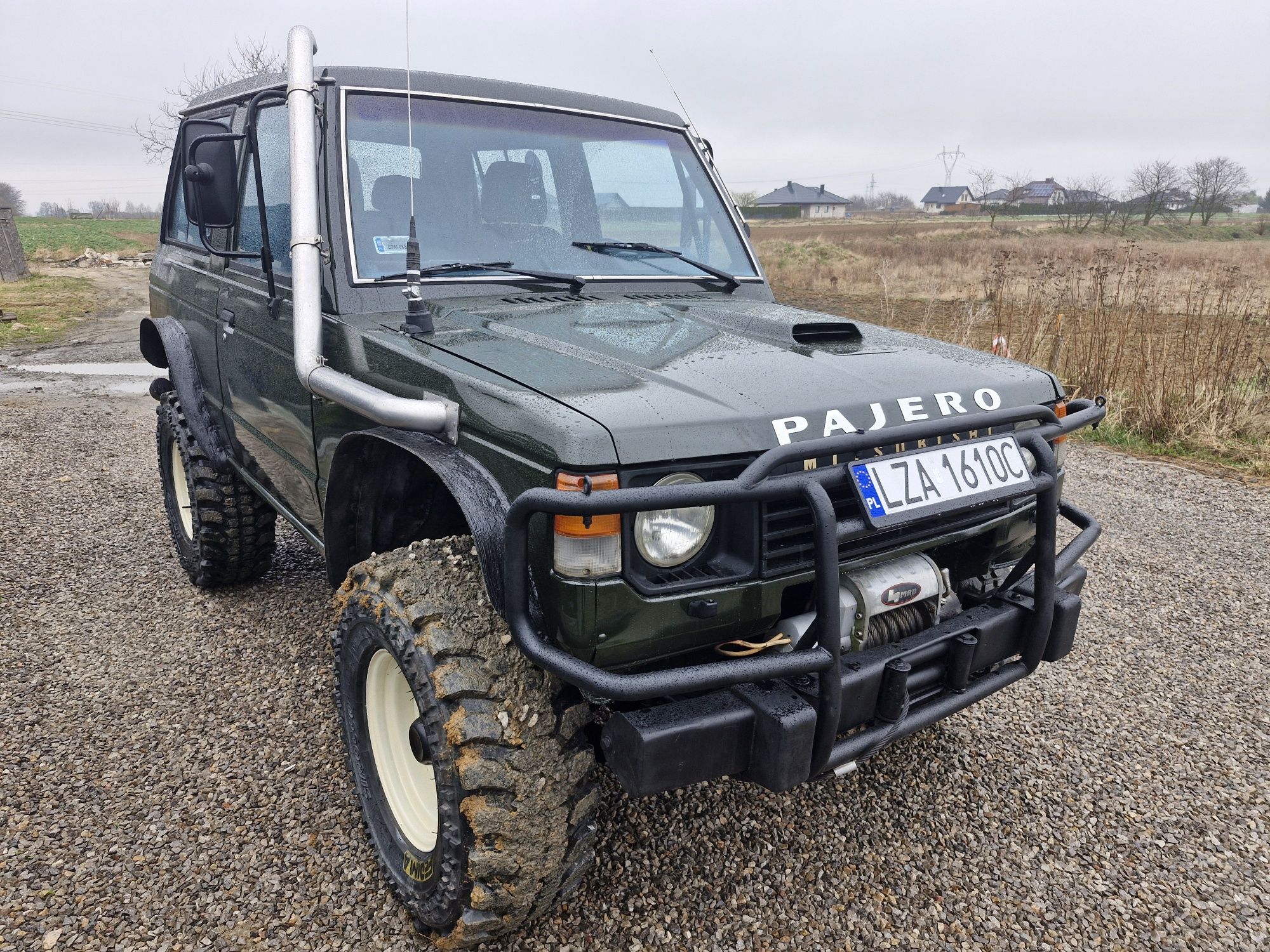 Mitsubishi Pajero 2.5