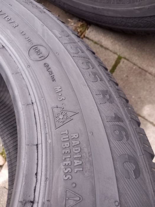 2x Opony Używane Całoroczne 215/65R16C Barum