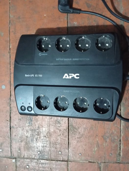 Безперебійник ДБЖ ИБП упс UPS фірми APC