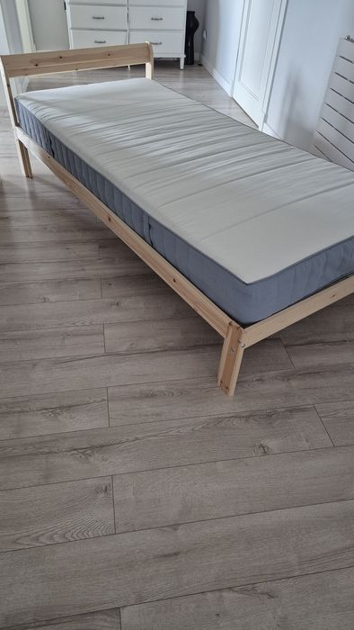 Łóżko pojedyńcze Ikea