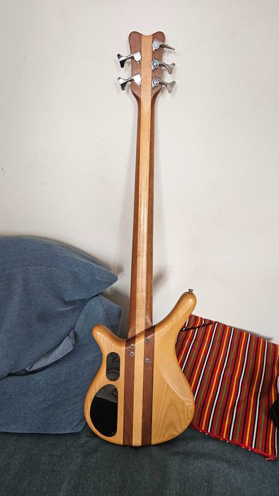 Baixo ativo 5 cordas - Jim Reed - Natural